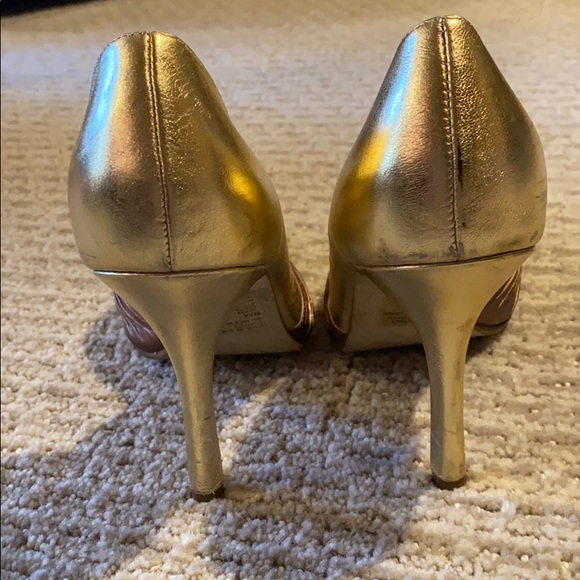Gold/bronze metallic Bakers Pumps/Heels 8M - Picture 7 of 8